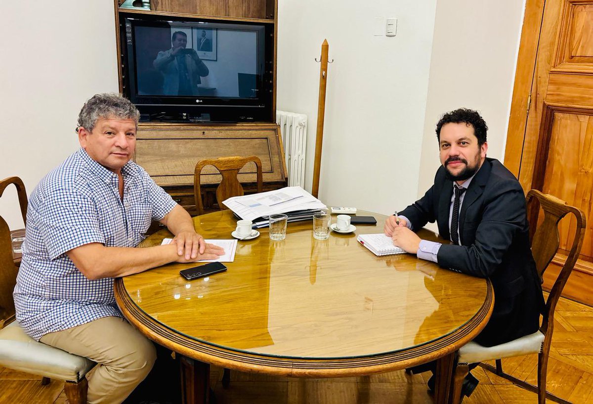 🔴Me reuní con el Subsecretario Nicolás Facuse para conversar sobre la agenda legislativa 2025. Reafirmamos el compromiso con el desarrollo de Aysén. #Coyhaique #Aysén