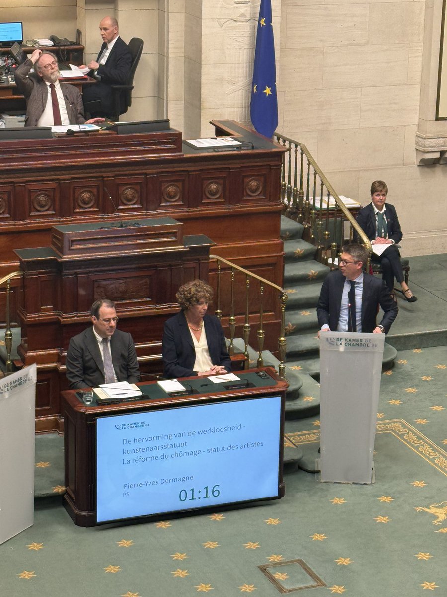 Le gouvernement démolit, morceau par morceau, tout ce qui fait tenir notre société debout. Aujourd’hui, l'Arizona s’attaque aux artistes. Demain à qui ?On ne brade pas la culture. On ne muselle pas un contre-pouvoir. #DéfendonsLaCulture #StatutDesArtistes