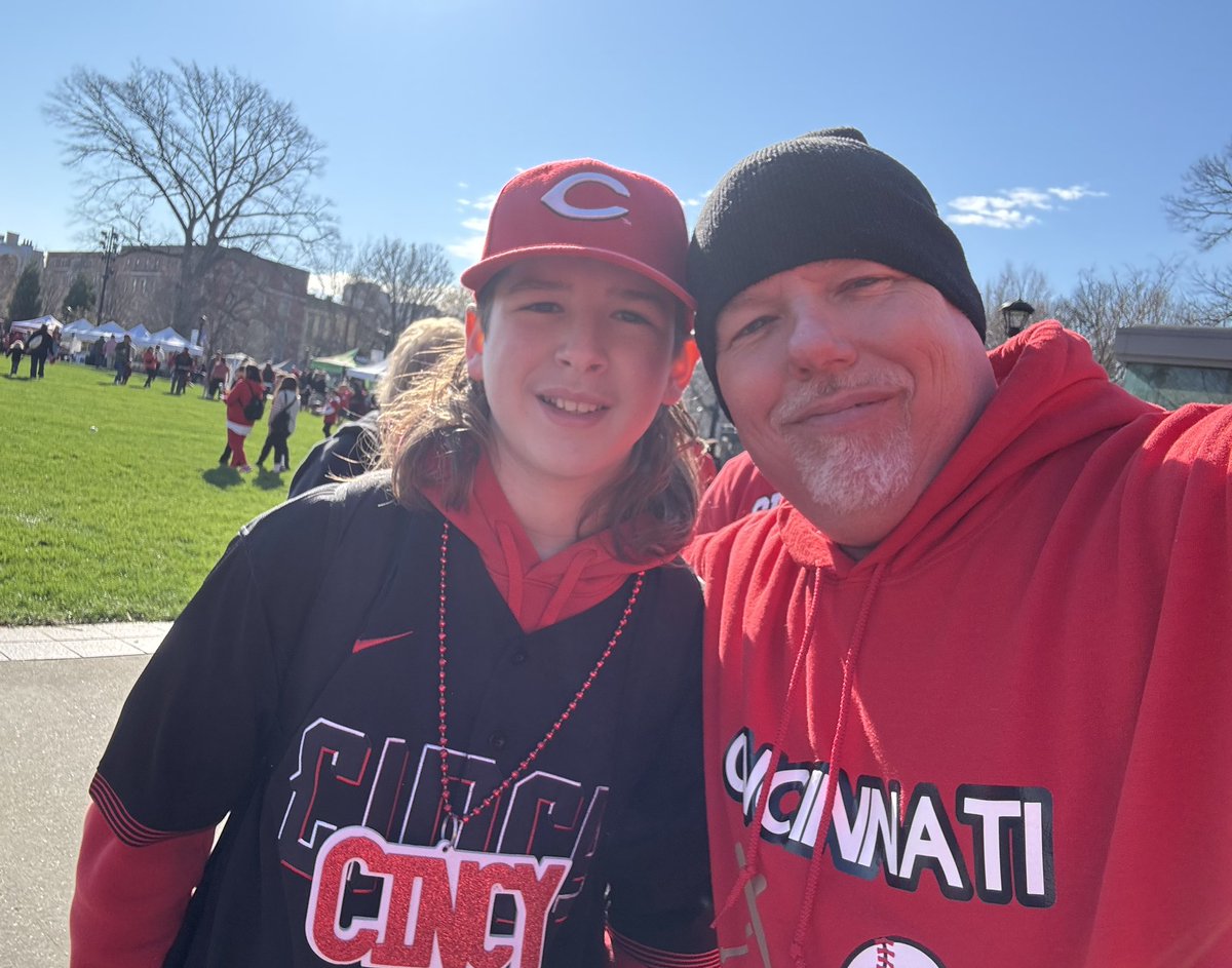 The4Allens's tweet photo. @IndySkinsFan Skipping school and in the Nati !! https://t.co/kpFvvqtL4W