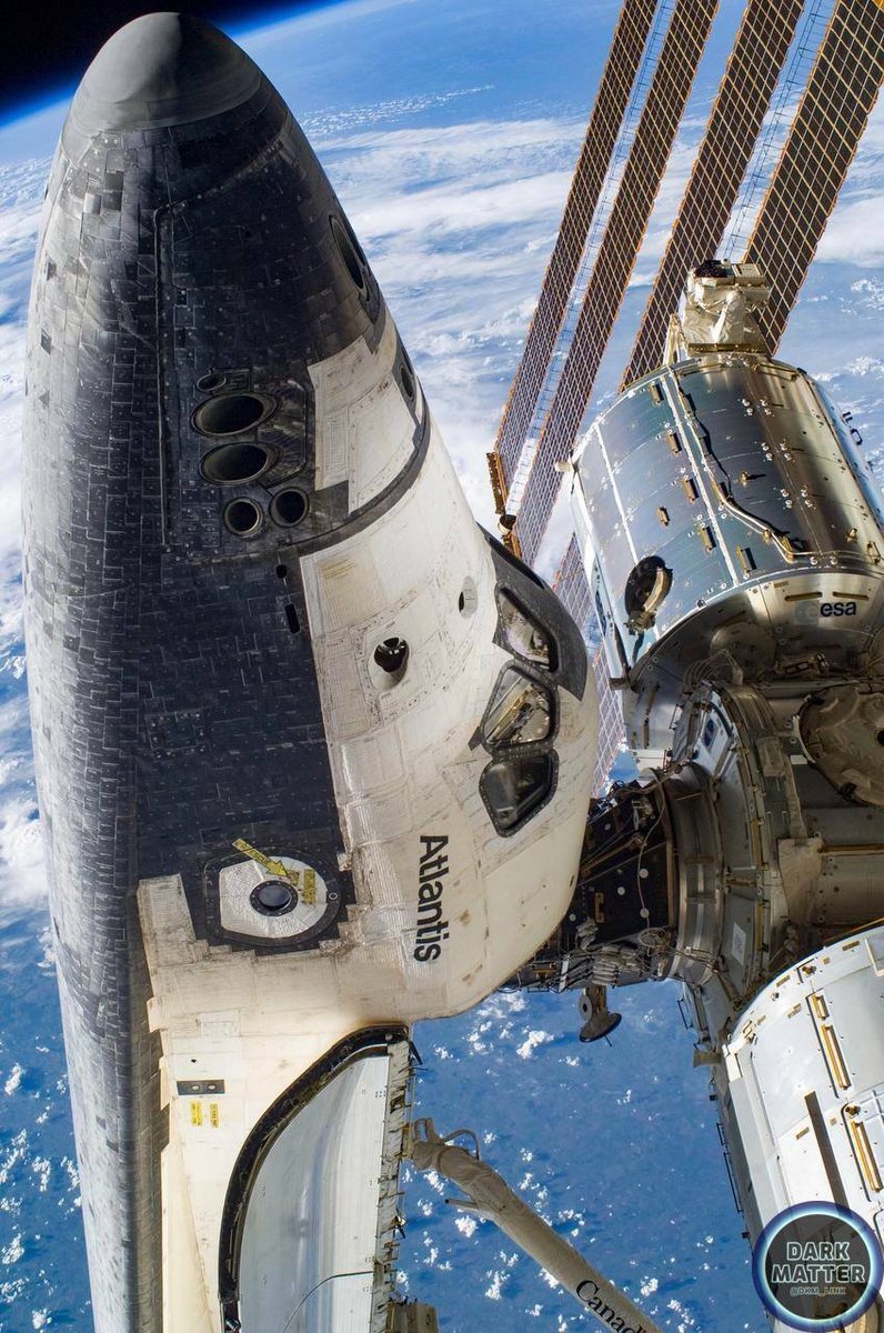 konstructivizm's tweet photo. Shuttle Atlantis docked to the ISS, May 17, 2010

The Space Shuttle, or simply the Shuttle, is an American reusable spacecraft designed to deliver astronauts and cargo to the ISS. https://t.co/QGs2HiPWah