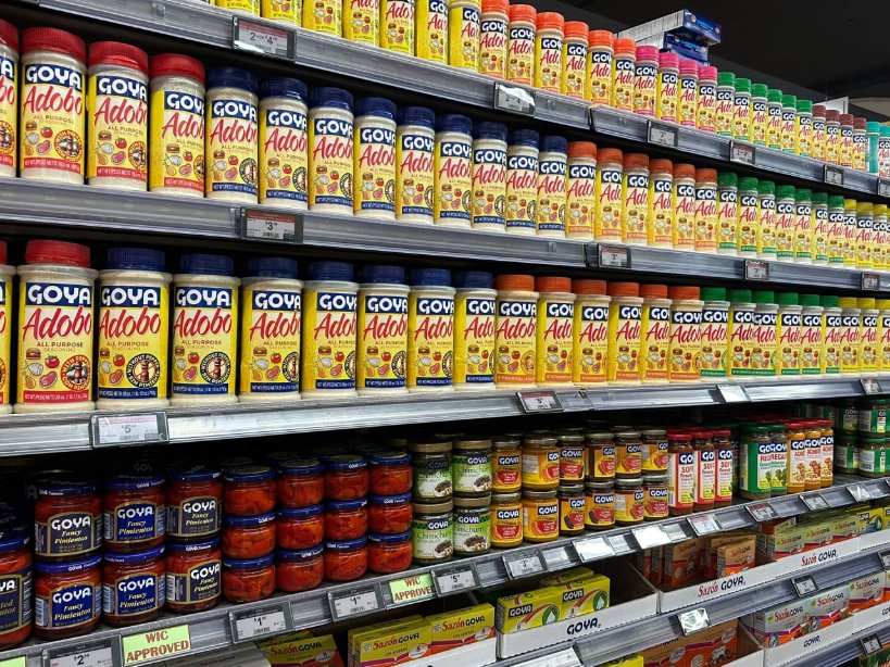 Today I bought meat and vegetables at the market to make my favorite dish🫕
#Markets #Life