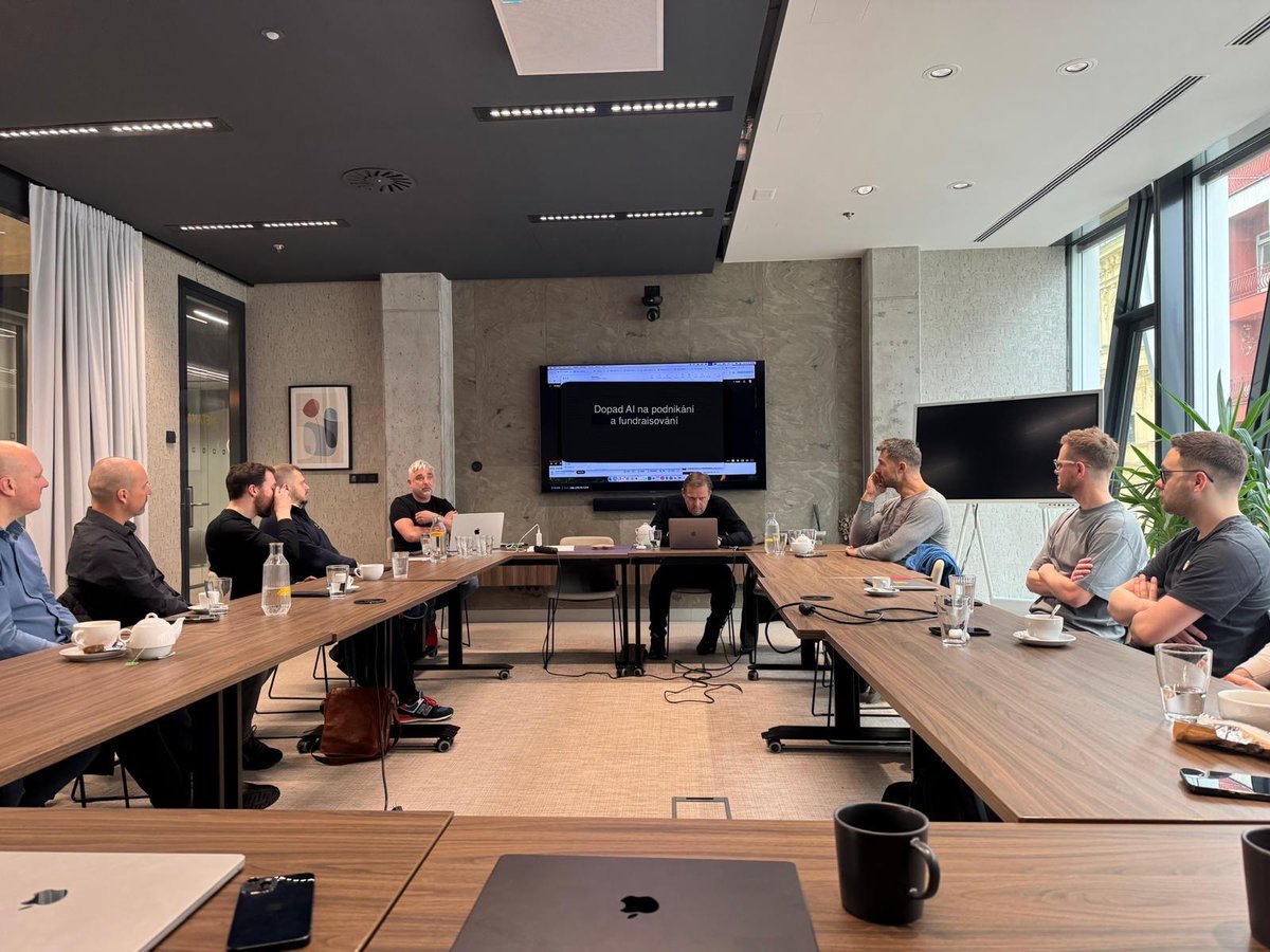 We had the pleasure of hosting CEOs from our portfolio companies for an exclusive discussion on how AI is impacting business, successful fundraising, and the evolving startup landscape. 📷  Moderated by Karel Papík, Co-founder of <a href="/productfruits/">Product Fruits</a>, the session was truly inspiring.💡