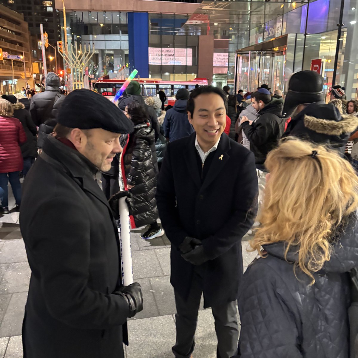 Kevin Vuong 🇨🇦🎗️ (@kevinvuongmp) on Twitter photo My family & I will be knocking on doors for <a href="/donstewartTO/">Don Stewart</a> this weekend to help re-elect an MP who shares our commitment to fighting hate in #Toronto and 🇨🇦.
Who’s with me?
DM me which day(s) and the best email/phone to get in touch. My family & I will be knocking on doors for <a href="/donstewartTO/">Don Stewart</a> this weekend to help re-elect an MP who shares our commitment to fighting hate in #Toronto and 🇨🇦.
Who’s with me?
DM me which day(s) and the best email/phone to get in touch.