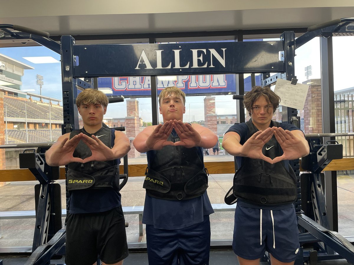 Allen Eagles Football ⭐️⭐️⭐️⭐️⭐️ tweet media