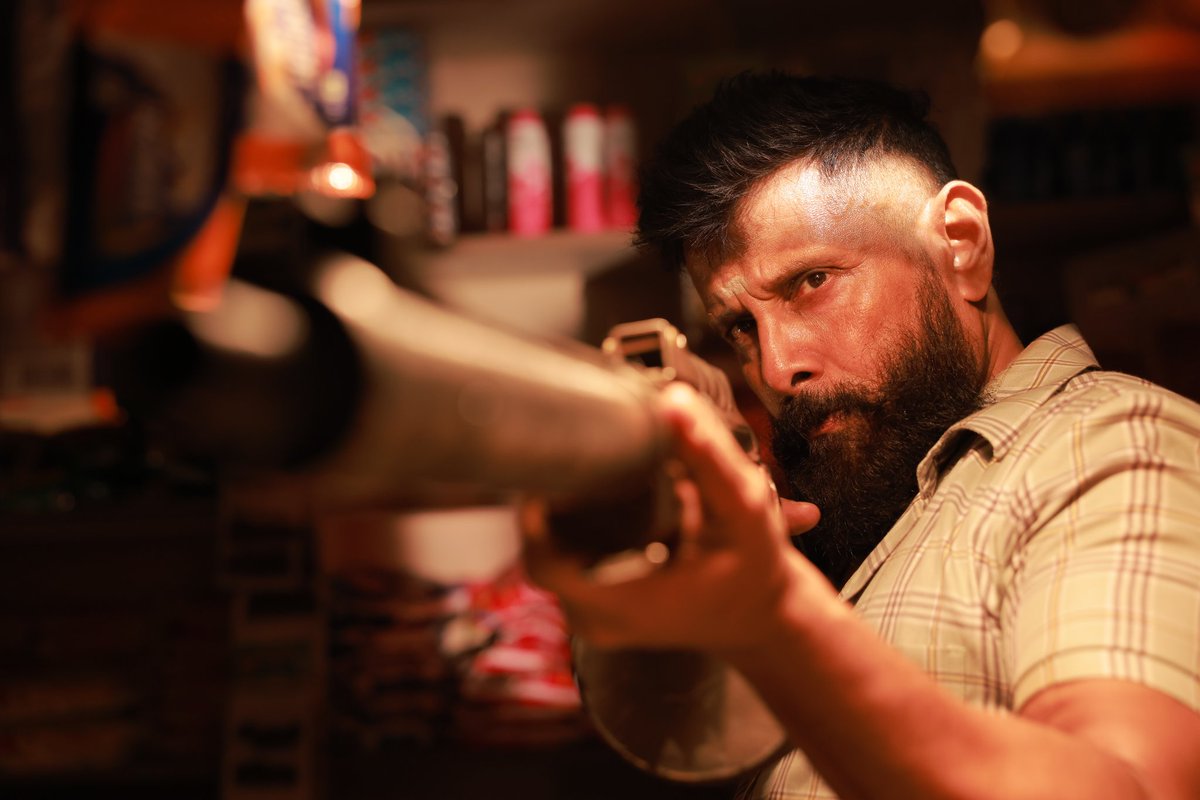 #VeeraDheeraSooran - BLOCKBUSTER⭐⭐⭐⭐⭐

Chiyaan Vikram is back to his BEST MASS AVATAR! Gut wrenching soulful commercial entertainer with pulsating BGM and powerhouse performances🔥 

GO FOR IT! MUST WATCH! 
<a href="/chiyaan/">Vikram</a> <a href="/gvprakash/">G.V.Prakash Kumar</a> #ChiyaanVikram