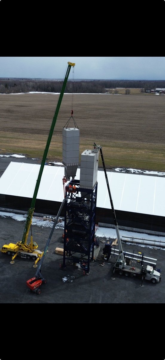 Still on track to be blending over 200 tonnes per hour for this upcoming planting season. /En bonne position pour atteindre une capacité de mélange dépassant 200 tonnes par heure pour la prochaine saison de plantation. #Agriculture #MacEwen #Agri2025
