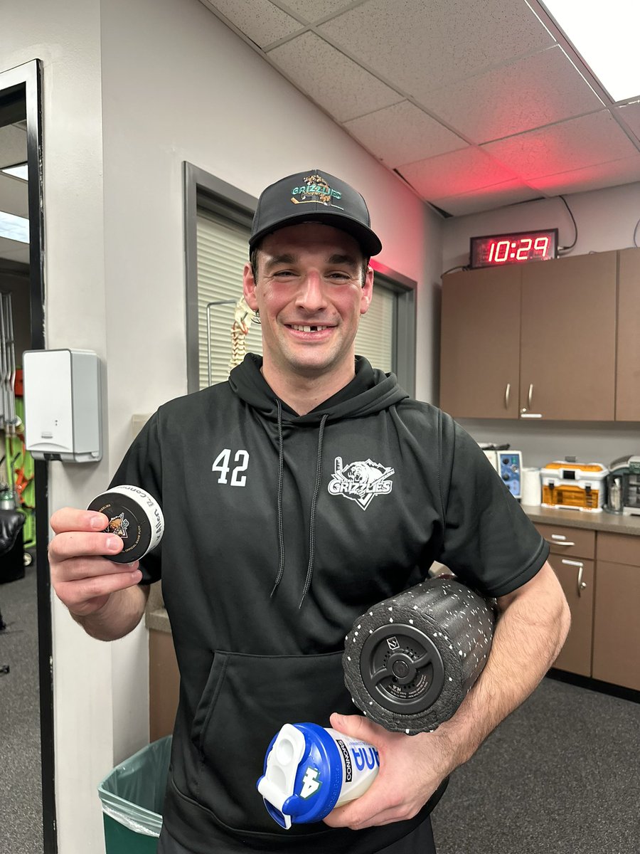 GOOD MORNING!!

REILLY CONNORS SCORED HIS FIRST PRO GOAL LAST NIGHT!! 😁