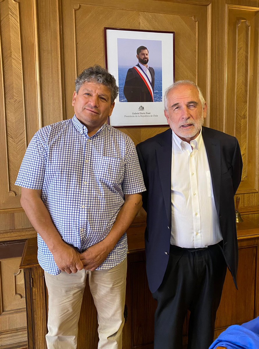 🏠 Reunión de trabajo con el ministro Carlos Montes para revisar los avances del Plan de Emergencia Habitacional en Aysén. Seguimos trabajando por el derecho a la vivienda digna. #Aysén