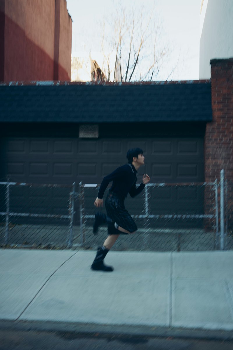 NCTsmtown's tweet image. MARK 'The Firstfruit' - 2006, NewYork

MARK 【The Firstfruit - The 1st Album】
➫ 2025.04.07 6PM (KST)

💿 Pre-order
mark.lnk.to/the_firstfruit 

#MARK #마크 
#TheFirstfruit #MARK_TheFirstfruit
#NCT #NCT127 #NCTDREAM