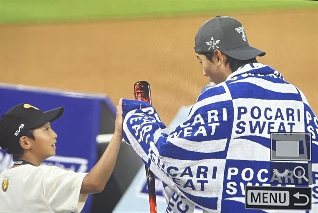 작년올스타 사진 중에 젤좋아하는 사진꼽으면 이거임    10년 후에 회자될 사진^,^