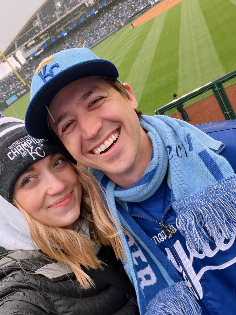 HomestretchKC's tweet image. Happy opening day! Go Royals!