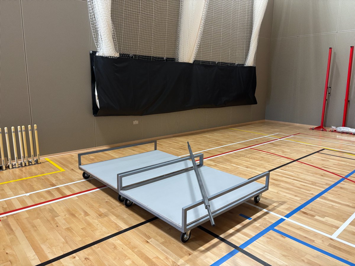 🔴⚫️ Top-Quality Sports Hall Equipment Supplied &amp; Installed! 🏀🏸
From basketball goals to division nets, SES delivers professional-grade equipment built to perform.
📍 Trusted by schools &amp; pro facilities across the UK.
👉 sportsequipmentsupplies.com/contact/