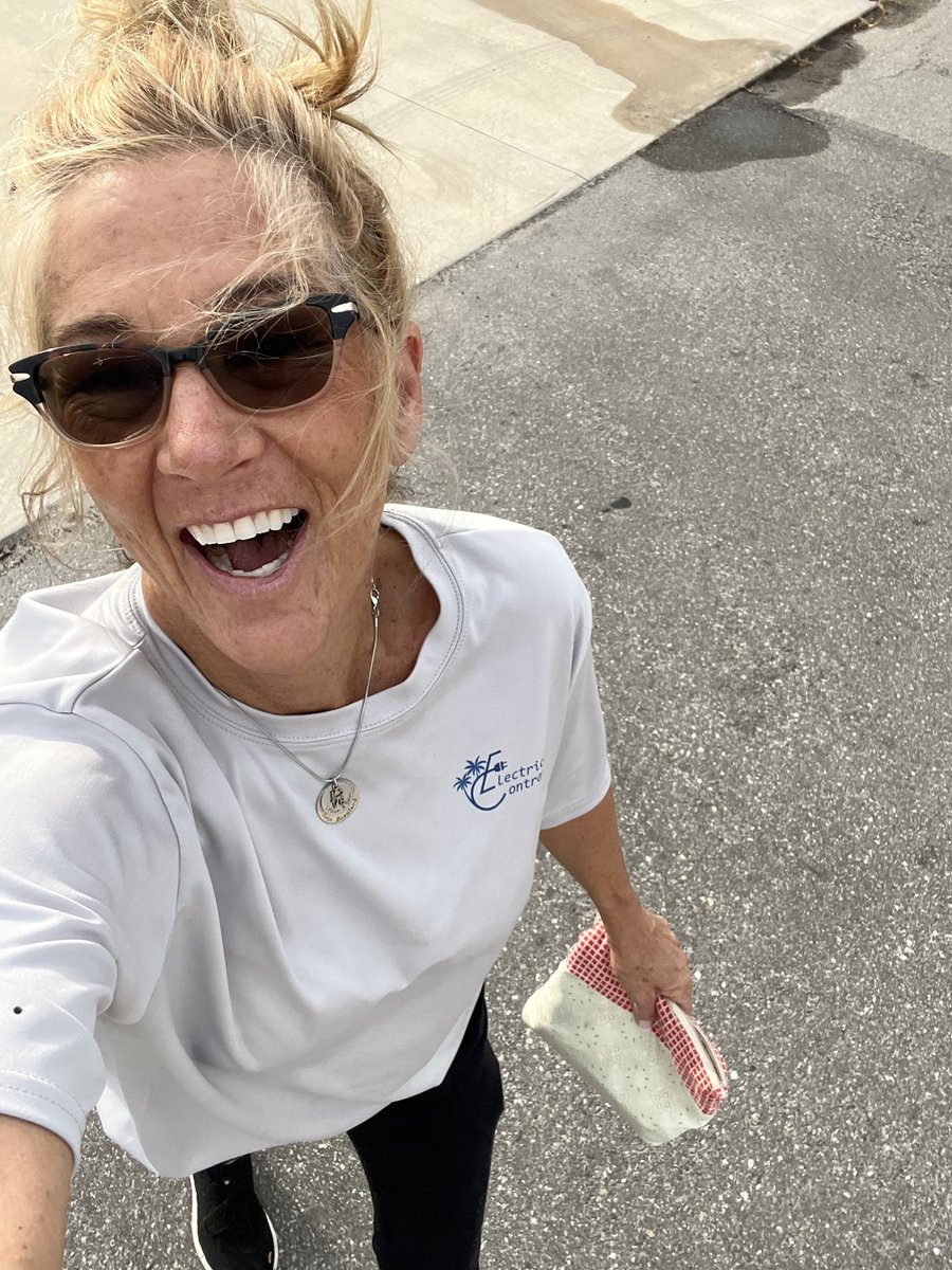 RachaelakaRach's tweet image. The greatest relief is Only when you Touch your true nature
It’s the nature of; no birth no death, No being or non-being, no coming or goings, no sickness or otherness and your true nature transcends ALL description while being completely silent
#DawnSpeaks #Stopchasinglive