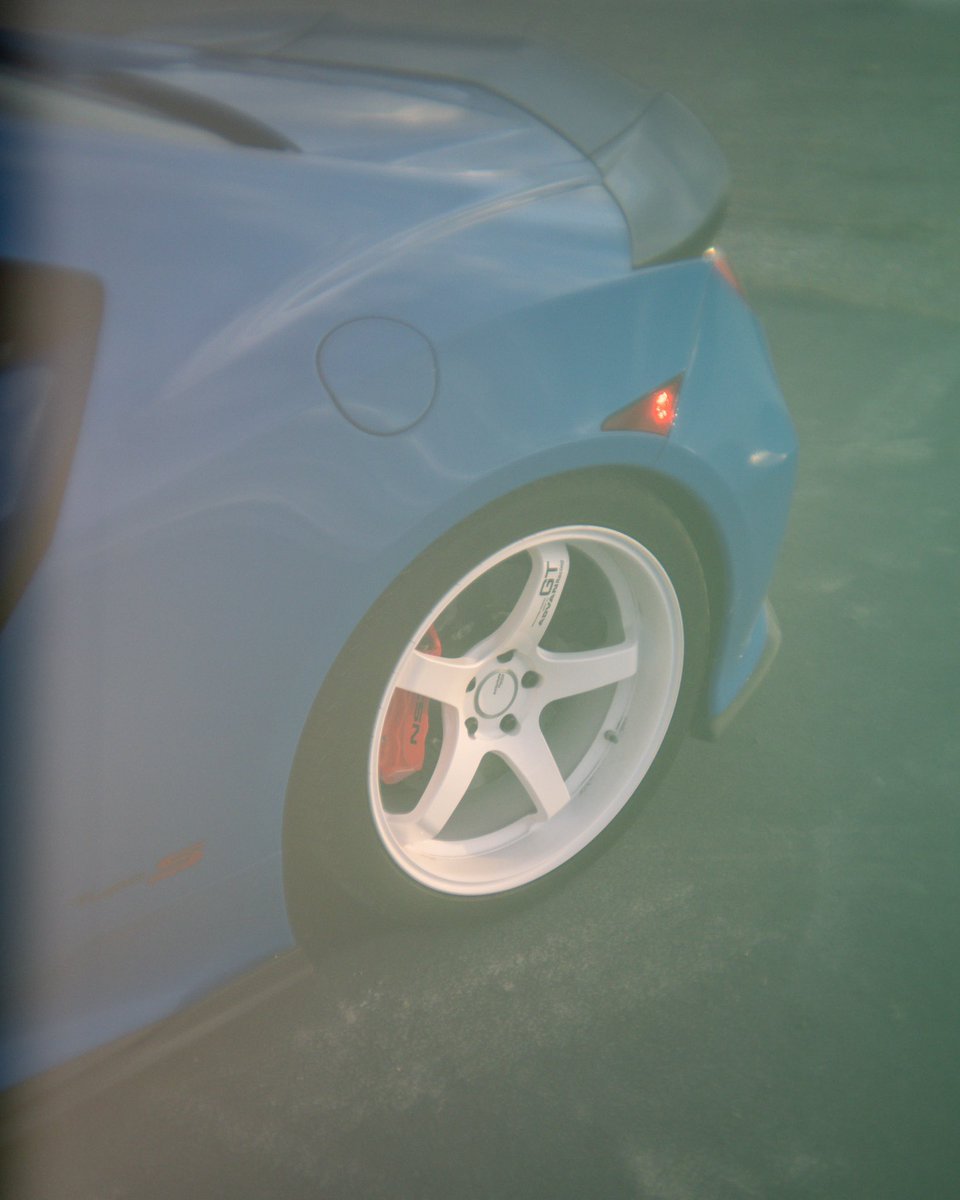 🔥 or 💩
Experimenting with the <a href="/PolarProUSA/">PolarPro</a> light leak lens🤔