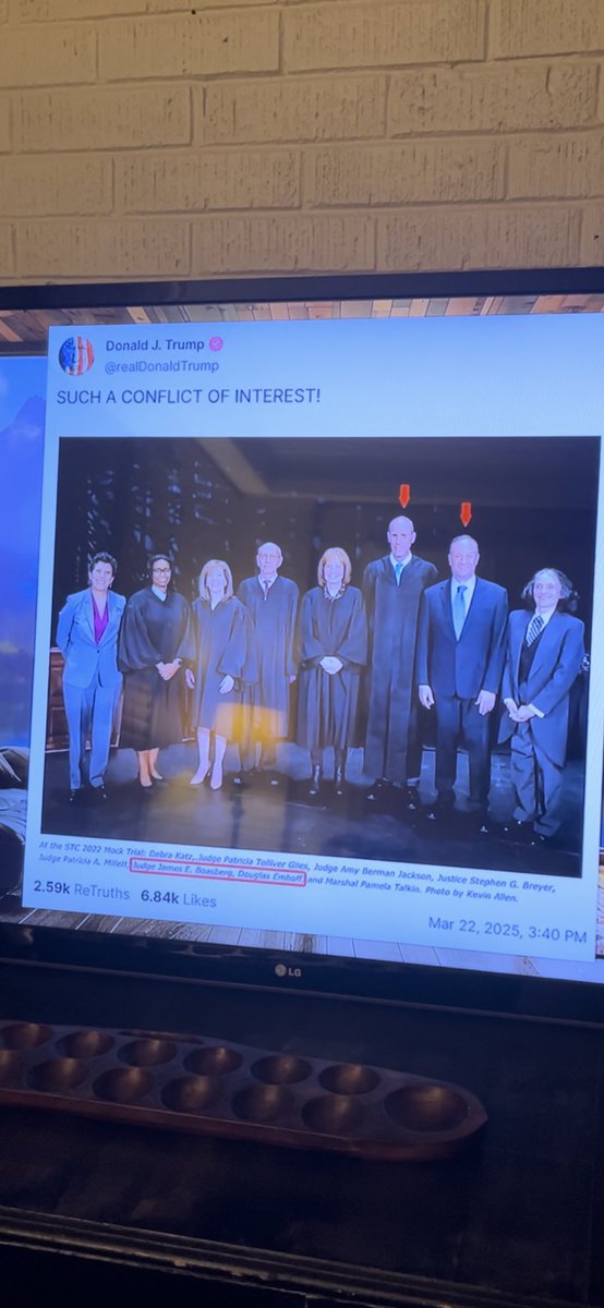 MaloBell2's tweet image. “JUSTICE” ROBERTS  BUDDIES