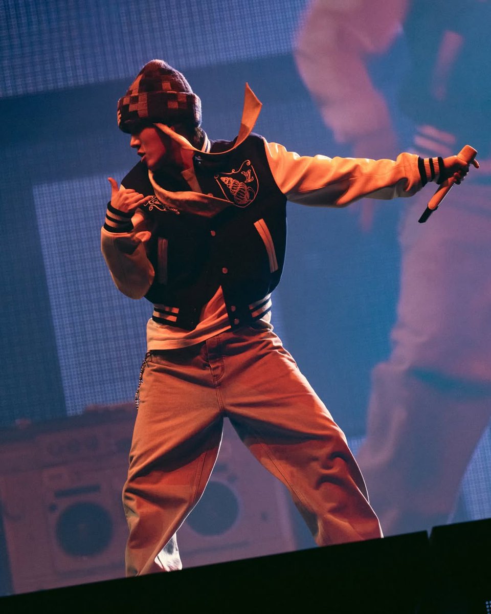 hoseokiepedia's tweet photo. Dear Hobi,

I'm writing to let you know that while I fully understand you are "Jay only in the USA," you are more than welcome to be “José” when you perform in Manila—where I'll be watching you next.
Mexicans and Filipinos share many cultural similarities—language, religion, values, cuisine, architecture—due to our intertwined colonial histories. But more importantly, I feel the need to emphasize this: we are not as conservative as some of our Asian neighbors. Hip thrusts? Body rolls? Thirst traps? We welcome them warmly. With open arms, even.
In short, we are ready for the same level of experience that our Latam friends had. We'll do our utmost to match their love, energy, and enthusiasm—maybe we could even surpass it.

Love,
Hoseokiepedia

P.S. Since the Philippines is a tropical country and we care deeply about your well-being, please feel free to ditch the jacket during "Mona Lisa"—or anytime the heat gets too much. Prioritize your comfort. We won't mind. At all.