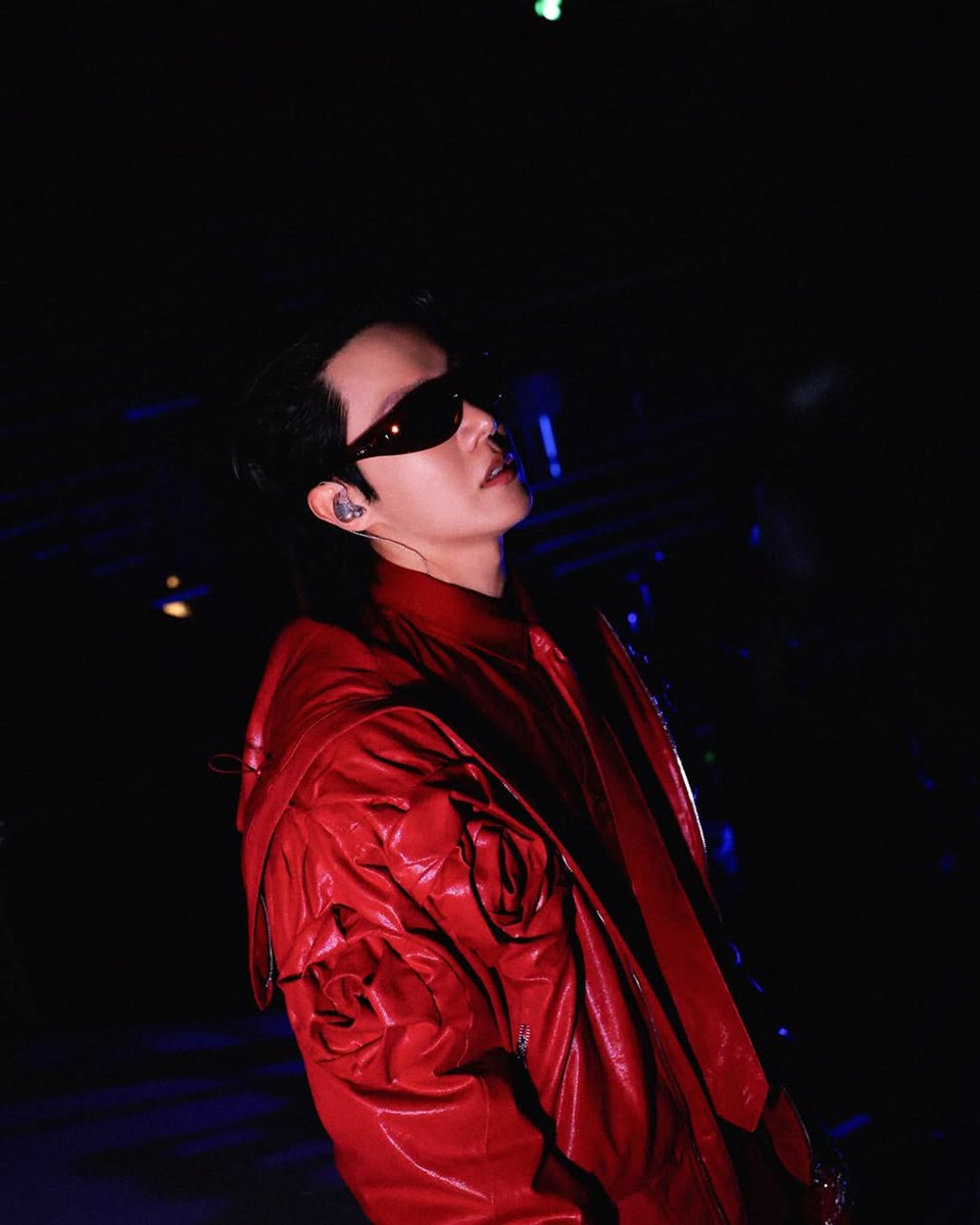 hoseokiepedia's tweet photo. Dear Hobi,

I'm writing to let you know that while I fully understand you are "Jay only in the USA," you are more than welcome to be “José” when you perform in Manila—where I'll be watching you next.
Mexicans and Filipinos share many cultural similarities—language, religion, values, cuisine, architecture—due to our intertwined colonial histories. But more importantly, I feel the need to emphasize this: we are not as conservative as some of our Asian neighbors. Hip thrusts? Body rolls? Thirst traps? We welcome them warmly. With open arms, even.
In short, we are ready for the same level of experience that our Latam friends had. We'll do our utmost to match their love, energy, and enthusiasm—maybe we could even surpass it.

Love,
Hoseokiepedia

P.S. Since the Philippines is a tropical country and we care deeply about your well-being, please feel free to ditch the jacket during "Mona Lisa"—or anytime the heat gets too much. Prioritize your comfort. We won't mind. At all.