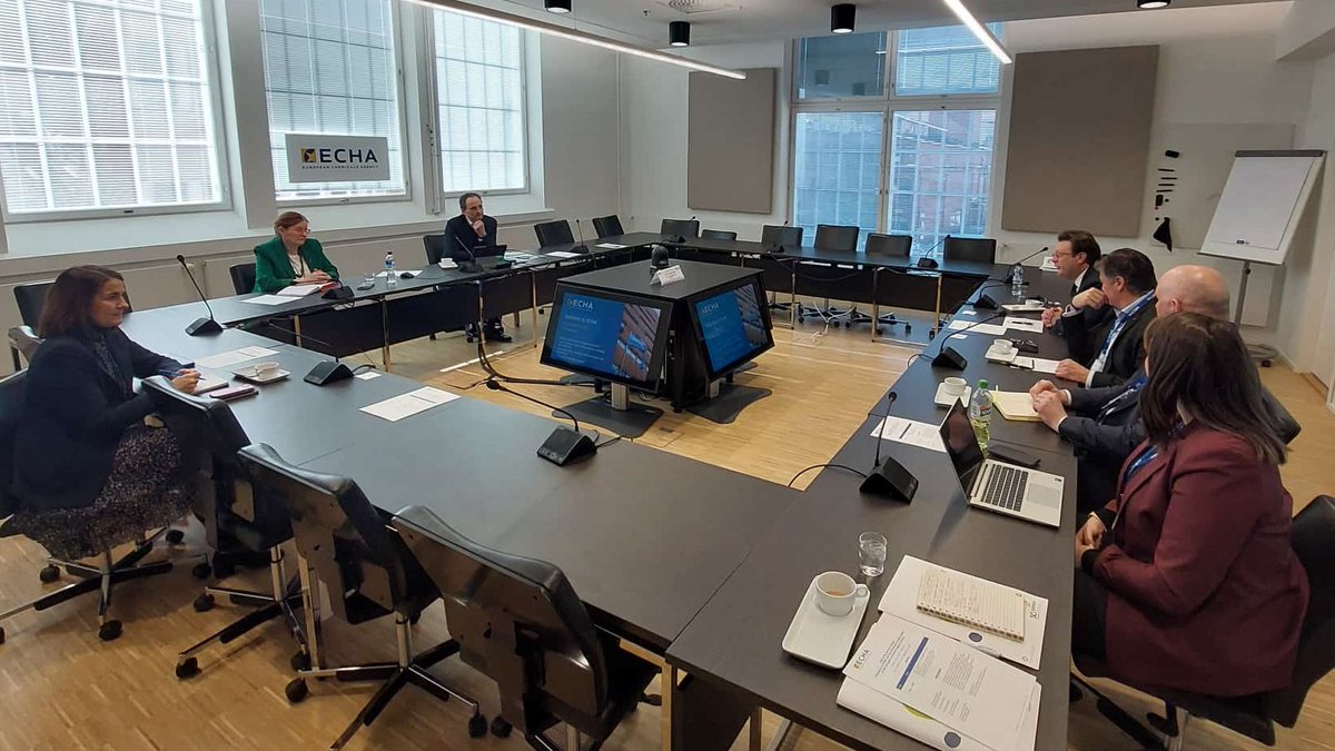 Durant un viatge a Helsinki, he tingut l'oportunitat de visitar l'<a href="/EU_ECHA/">European Chemicals Agency - ECHA 🇪🇺</a>, l'agència responsable de l'autorització i registre de productes químics a la UE.

Es tracta d'un organisme fonamental per al sector químic, una indústria de gran rellevància a Catalunya on operen