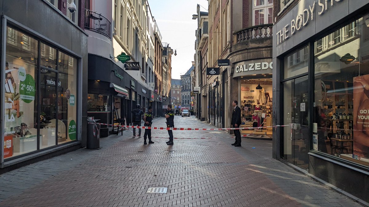 Steekincident op de Dam en Sint Nicolaasstraat
