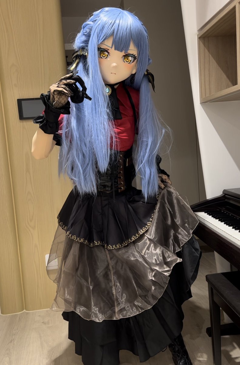 sharkhrt's tweet photo. 13集的動畫結束 最後的live實在太棒了

#豊川祥子 
#MyGO 
#AveMujica 
#kigurumi 
#着ぐるみ https://t.co/keWndui29u