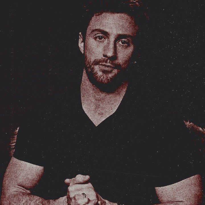 ⠀

⠀                    𝑳𝐎𝐎𝐊𝐈𝐍𝐆   𝑭𝐎𝐑
         (   𝙵𝙲: 𝙰𝙰𝚁𝙾𝙽 𝚃𝙰𝚈𝙻𝙾𝚁 𝙹𝙾𝙷𝙽𝚂𝙾𝙽  ) 

⠀          ⭑ profesor. hermano de will. 
             ⭑ se requiere actividad.
             ⭑ más info citar o dm. 
                ⠀ ⠀ ⠀¿ ♡  +  ↻ ?

⠀