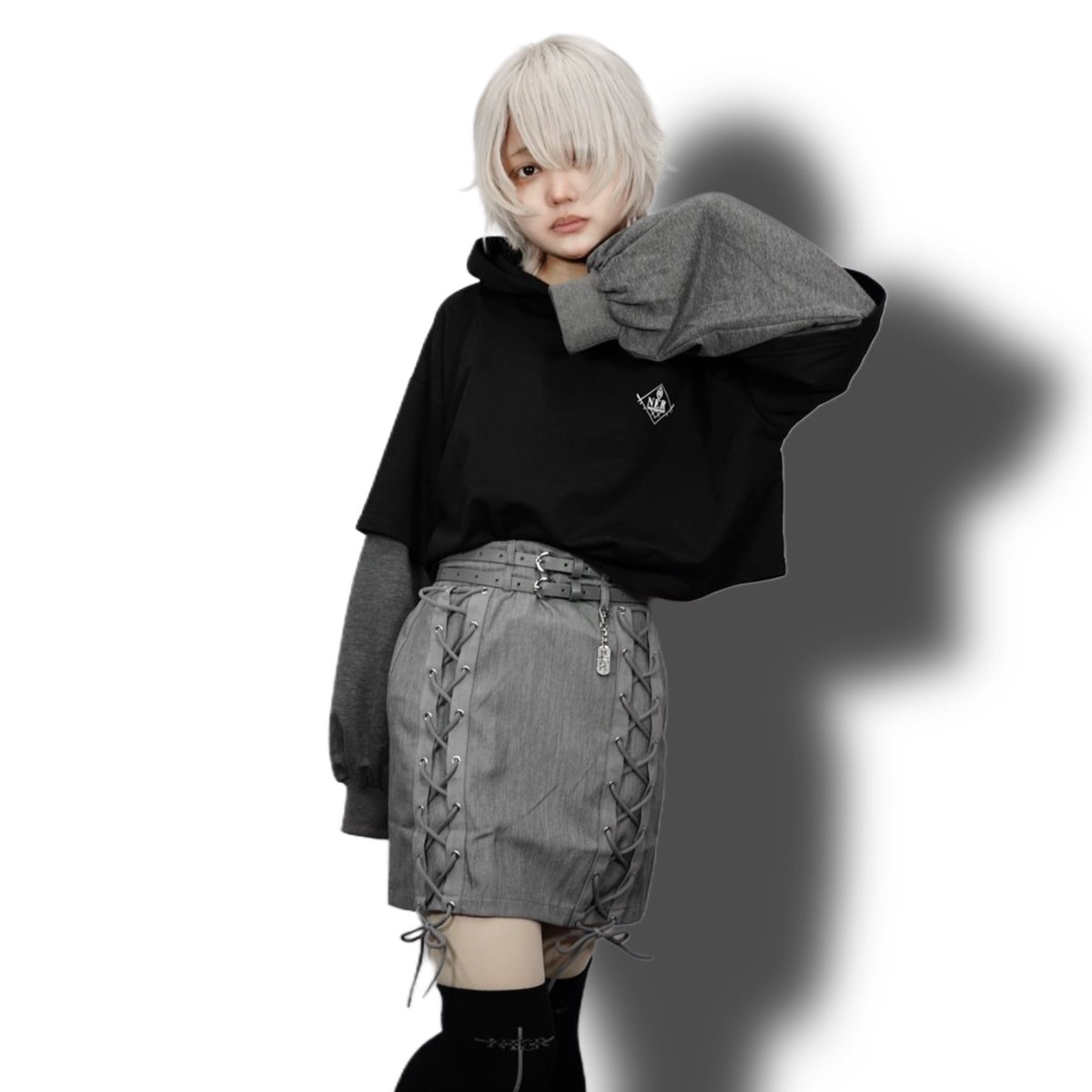 NieR_tokyo's tweet photo. 🎁1日限定プレゼント企画🎁

DOUBLE BELT GRAY 
BRAID SKIRT【ロゴチャーム付き】

🎁2名様にプレゼント🎁

◼応募方法
フォロー(@NieR_tokyo) &amp; リポスト
◼締切〆  3月28日24時

レディースアイテムです。

※鍵垢の方も対象内です。

是非ご参加ください🙇‍♂️🙇‍♀️ https://t.co/tTQSLYCQe7