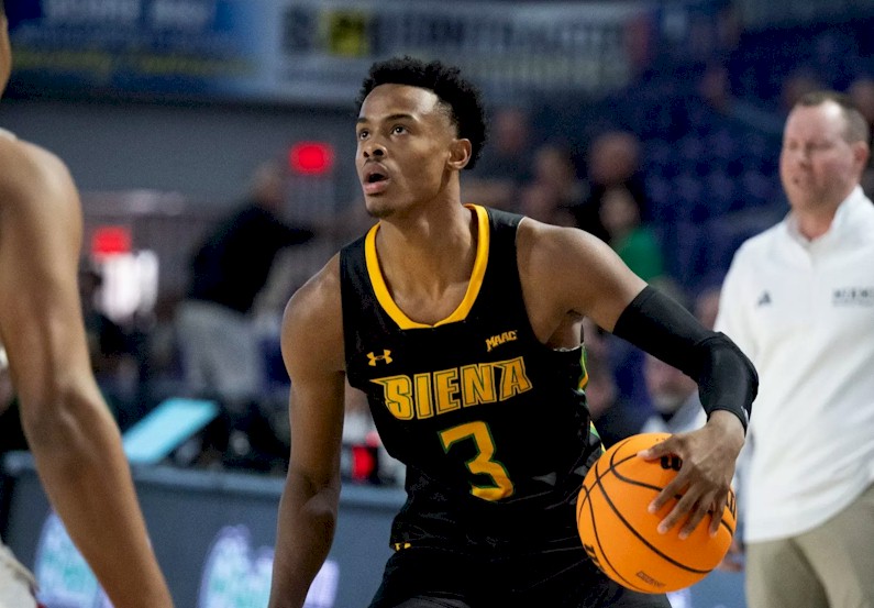 Rivals Portal has learned Siena guard Major Freeman has officially entered the portal. He averaged 13 ppg this season.