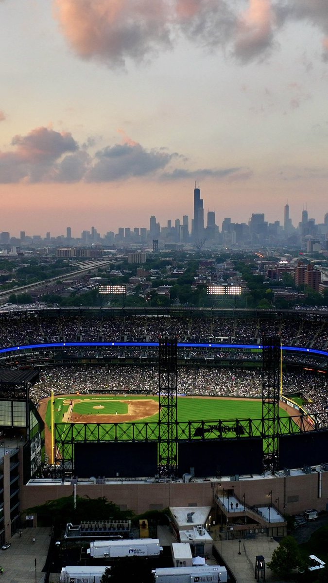 Jason Lowenthal (@jasonlowenthal_) on Twitter photo Thanks for the new phone background, <a href="/whitesox/">Chicago White Sox</a> ๐ค
And a happy Opening Day to all Thanks for the new phone background, <a href="/whitesox/">Chicago White Sox</a> ๐ค
And a happy Opening Day to all