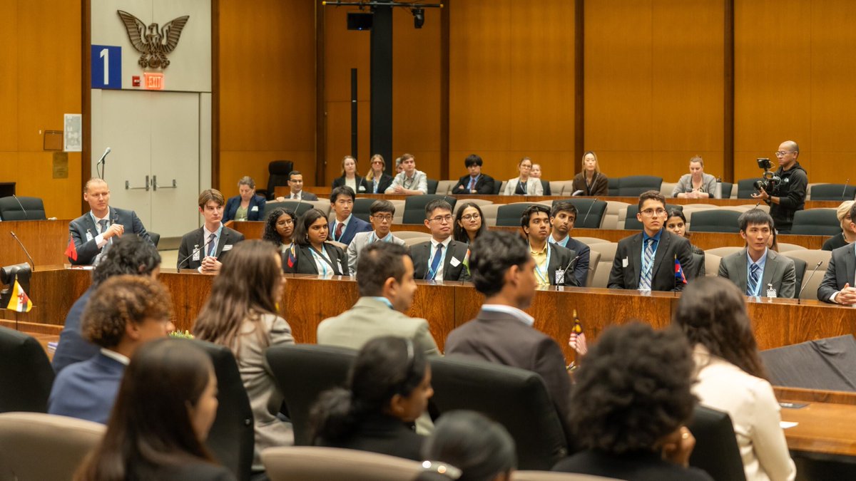 Bureau of East Asian and Pacific Affairs (@usasiapacific) on Twitter photo Last night we joined @IIEGlobal <a href="/QuadFellowship/">Quad Fellowship</a> students from 🇯🇵🇦🇺🇮🇳🇺🇸 and Southeast Asia to discuss the future of STEM and policy. These leaders are driving innovation and advancing economic prosperity for the US and Indo-Pacific. #QuadFellow stories: quadfellowship.org Last night we joined @IIEGlobal <a href="/QuadFellowship/">Quad Fellowship</a> students from 🇯🇵🇦🇺🇮🇳🇺🇸 and Southeast Asia to discuss the future of STEM and policy. These leaders are driving innovation and advancing economic prosperity for the US and Indo-Pacific. #QuadFellow stories: quadfellowship.org