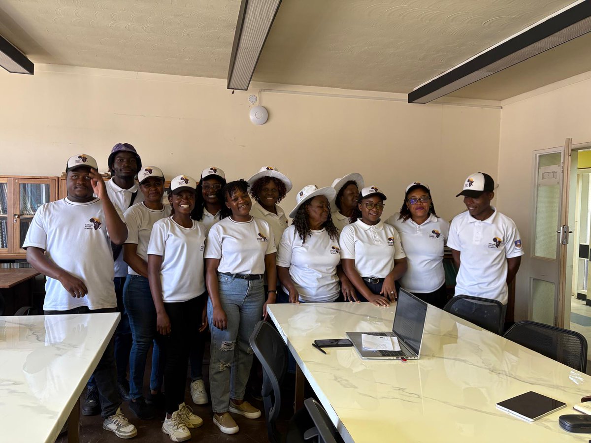 King's Global Health Institute (@kingsghi) on Twitter photo NIHR African Youth in Mind Team of counsellors for young people with depression in #Zimbabwe 🇿🇼
<a href="/melanieabas/">Melanie Amna Abas</a> 'We are learning that behavioural activation is very helpful as it engages the young person in treatment and makes them want to come back …' NIHR African Youth in Mind Team of counsellors for young people with depression in #Zimbabwe 🇿🇼
<a href="/melanieabas/">Melanie Amna Abas</a> 'We are learning that behavioural activation is very helpful as it engages the young person in treatment and makes them want to come back …'