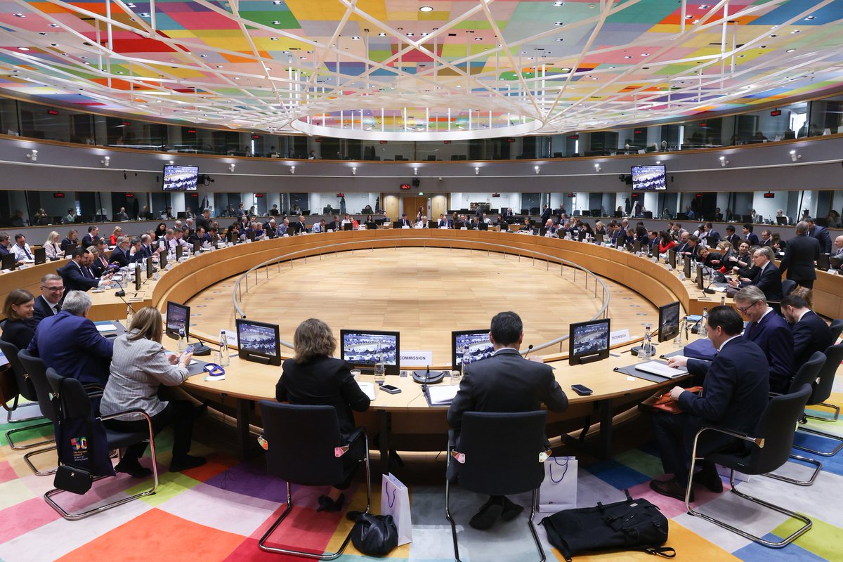 Portugal na UE 🇵🇹🇪🇺 (@rpportugalue) on Twitter photo Minister of Environment and Energy <a href="/mgracacarvalho/">Maria Graça Carvalho</a>
at the #ENVI Council .
Ministers focused on the environmental dimension of the clean industrial deal.
🇵🇹 Portugal referred to its national strategy on water management.
<a href="/ambiente_pt/">Ministério do Ambiente e Energia</a> Minister of Environment and Energy <a href="/mgracacarvalho/">Maria Graça Carvalho</a>
at the #ENVI Council .
Ministers focused on the environmental dimension of the clean industrial deal.
🇵🇹 Portugal referred to its national strategy on water management.
<a href="/ambiente_pt/">Ministério do Ambiente e Energia</a>