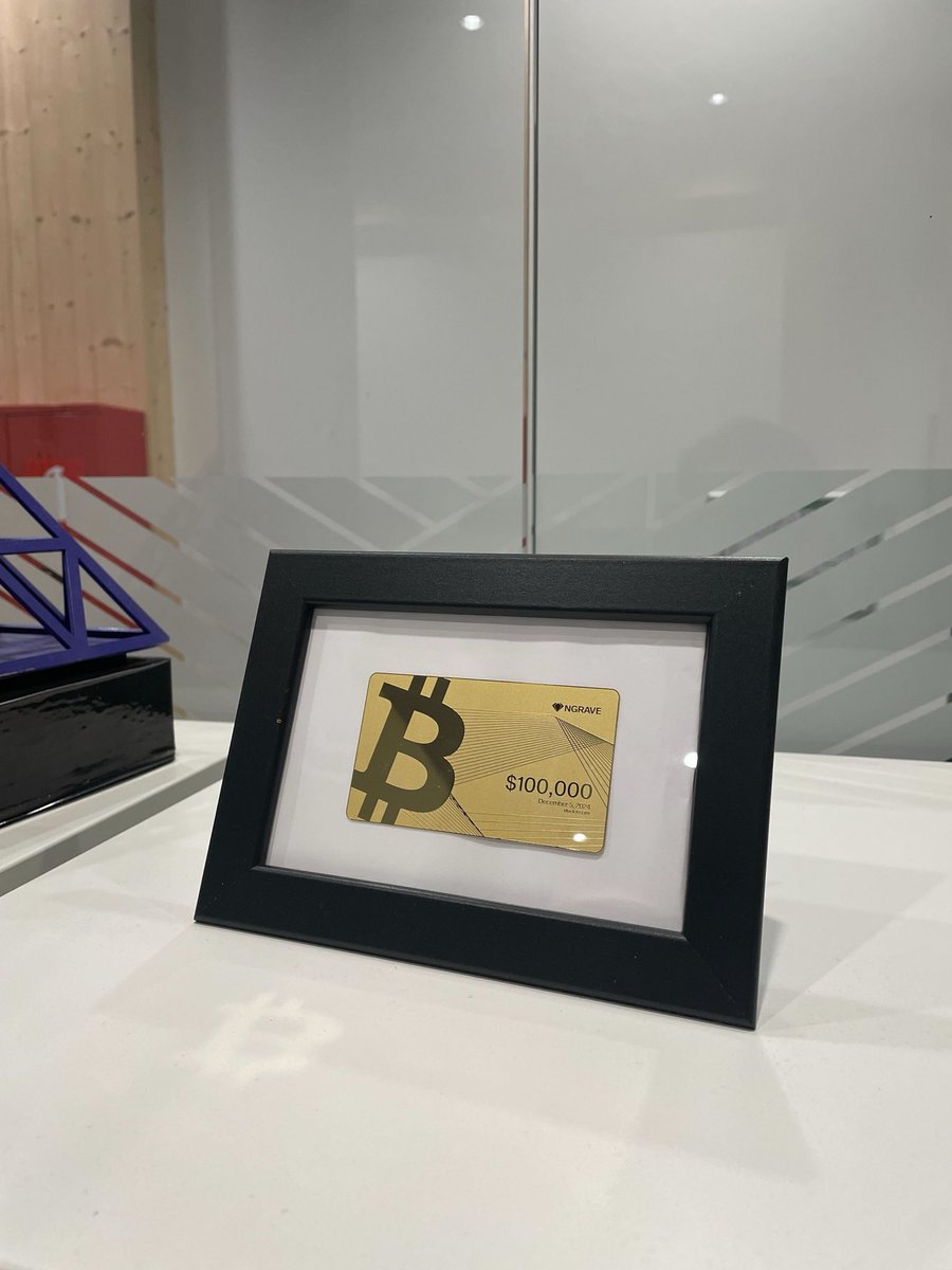 Ruben Merre - Founder & CEO of NGRAVE tweet media