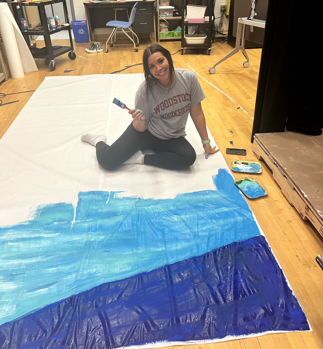 🐠Finding Nemo backdrop- done!✅
Come check out our super talented Woodchucks next week on Thursday &amp; Friday @ 6:30pm!! <a href="/WoodchuckWorld/">WoodchuckWorld</a> <a href="/vbschools/">VBSchools</a> 
🌊Order your tickets here!-

vbschools.schoolcashonline.com/Fee/Details/19…

vbschools.schoolcashonline.com/Fee/Details/19…