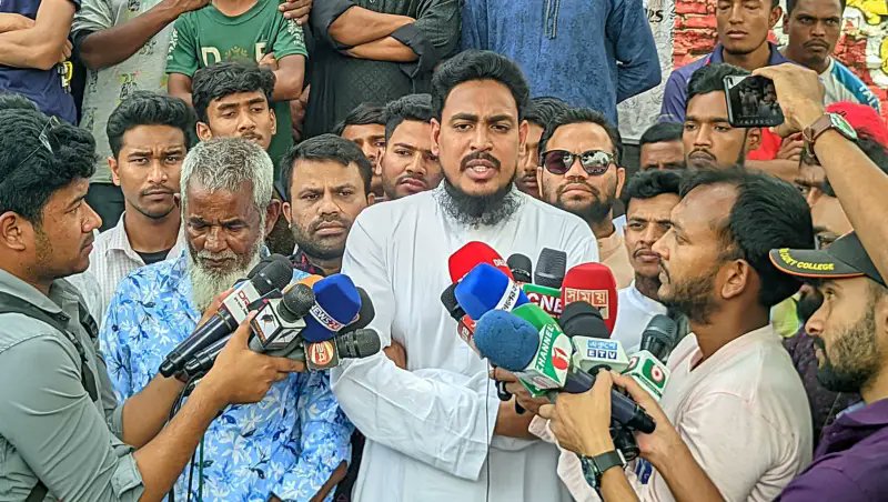 ফ্যাসিবাদী শক্তি নির্বাচনে না আসতে পারলে গণতন্ত্রের বিজয় সূচিত হবে: আখতার