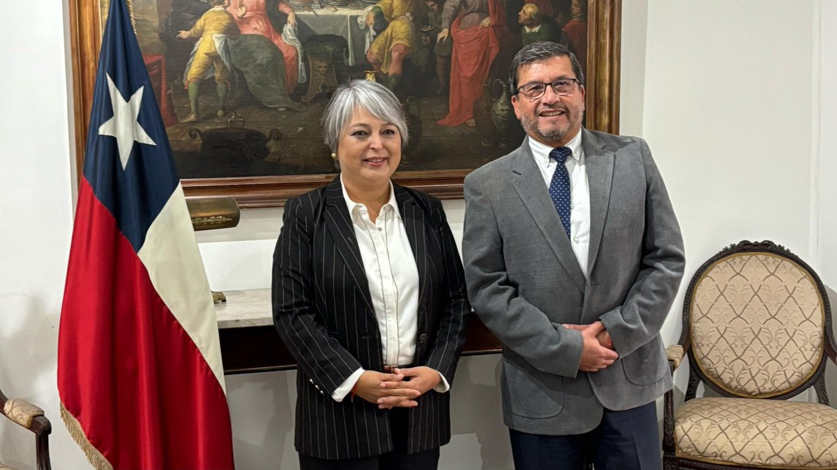 Esta mañana aterrizamos en la Región del Biobío para realizar un conversatorio ciudadano sobre la implementación de la reforma con vecinas y vecinos de Concepción. Comenzamos con una entrevista en <a href="/biobio/">BioBioChile</a> y luego nos reunimos con el delegado presidencial (s) Humberto Toro 🇨🇱🙌