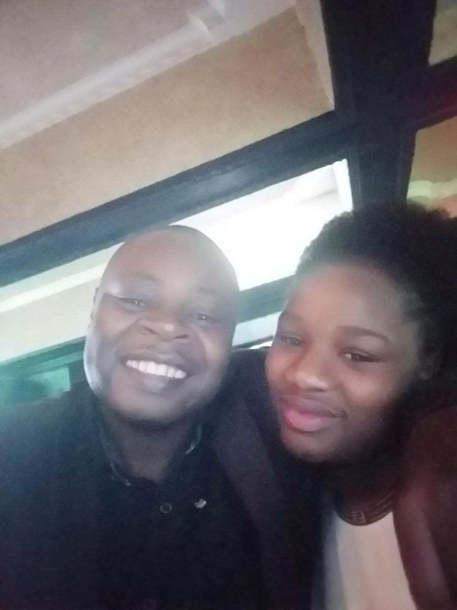 NyatoAPatrick's tweet photo. Hello. Ndugu zangu tafadhari kitabu kizuri cha The Internet Guy kinapatikana sasa. Jamani ndugu zangu show some love, link below, ni salama BOFYA LINK UPATE MAKALA SASA 😆✌👀

 https://t.co/MYVfdwWxGP https://t.co/NeZvPxGH0O