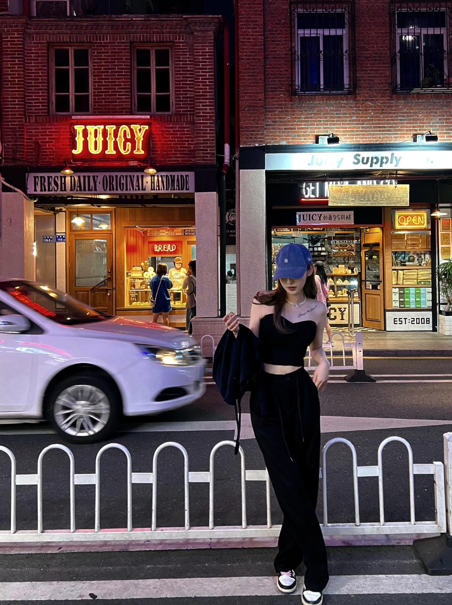 闪现厦门
厦门沙坡尾📷
要不要一起散散步
 顺便散散脑子
#厦门 #旅行