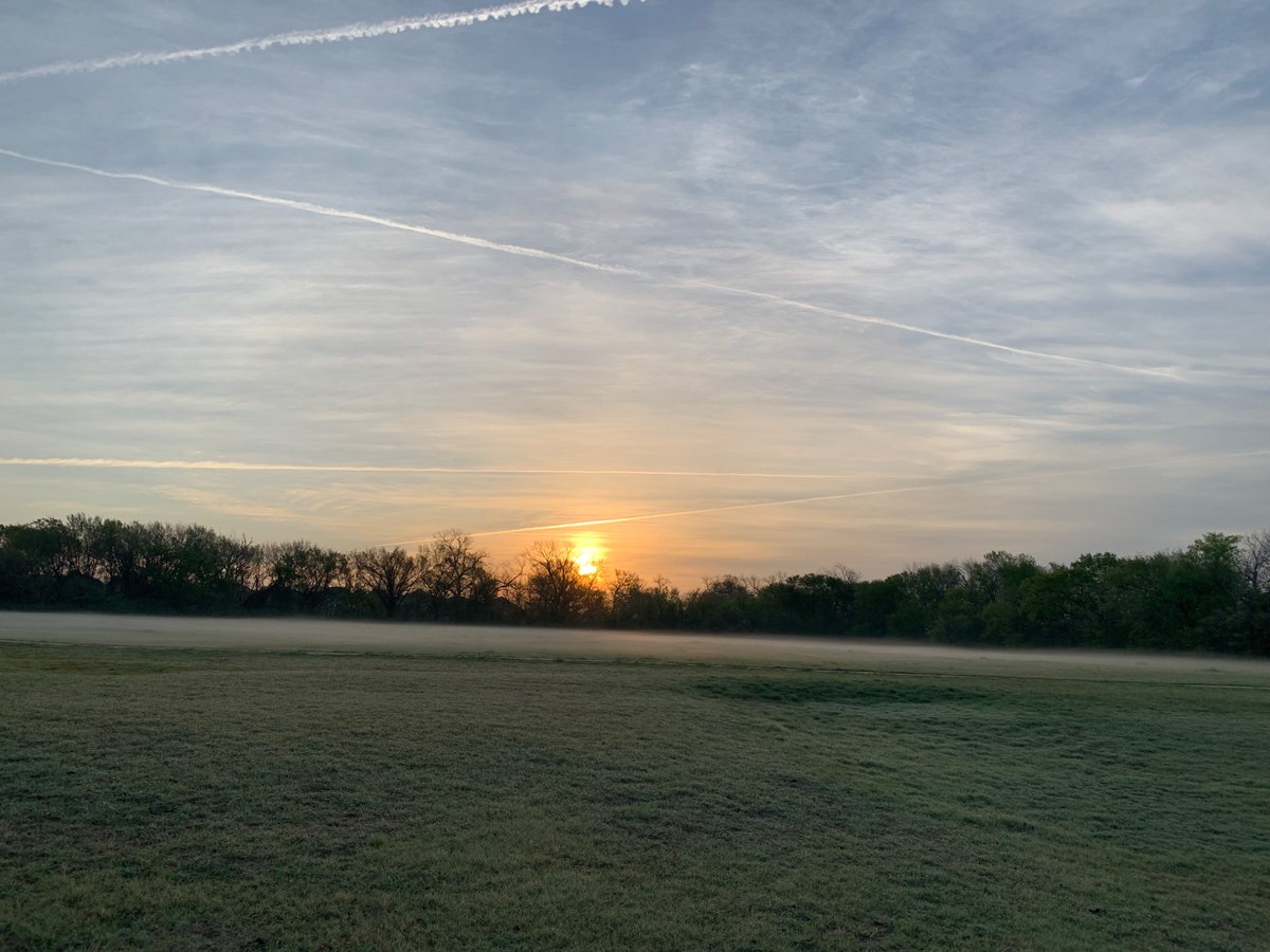 I ran 3 marathons in 4 months. I am stupid but also enjoyed each one of them. I love these recovery runs. I don’t have any marathon plan until November. So base training and some local 5Ks to make it interesting and fun.