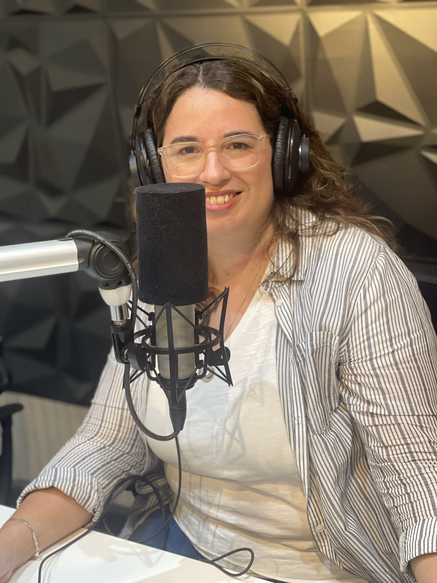 jlzorzi's tweet photo. En el aire: #Entrelazados
Con Alejandra Lazo @alelylazo
Invitado: Sebastián Halperín (@SebasHalperin)
Sociólogo (UBA), Master en Ciencia Política (Universidad de Barcelona). Analista de opinión pública.
+𝟏𝟎𝟕.𝟓 𝐑𝐚𝐝𝐢𝐨 @𝐦𝐚𝐬𝟏𝟎𝟕𝟓𝐟𝐦
Periodismo del bueno!!! https://t.co/kagGW60bMv