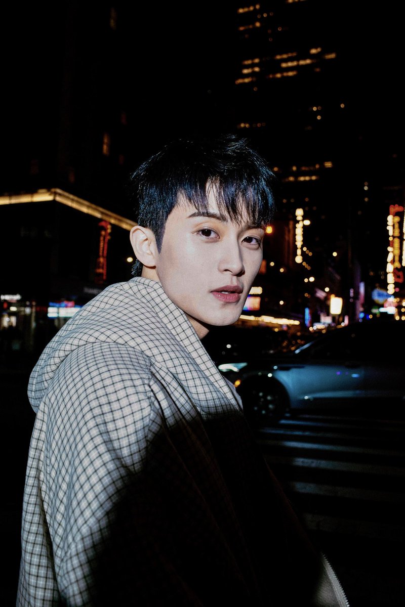 “babe fotoku silau, editin dong”