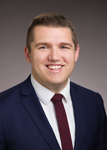 Hackensack Meridian School of Medicine (@hmhschoolofmed) on Twitter photo Kristian Larson's path to an M.D., in emergency medicine was shaped by family, faith, and his wife's support.
Read his story as he prepares for residency with <a href="/UUtah/">University of Utah</a> <a href="/UofUHealth/">University of Utah Health</a>! #Match2025
hmsom.edu/en/news/2025/0… Kristian Larson's path to an M.D., in emergency medicine was shaped by family, faith, and his wife's support.
Read his story as he prepares for residency with <a href="/UUtah/">University of Utah</a> <a href="/UofUHealth/">University of Utah Health</a>! #Match2025
hmsom.edu/en/news/2025/0…
