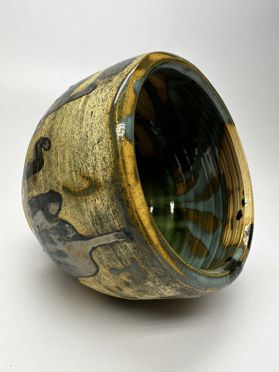 A pot for your plant 🪴 💕 #ceramics #pottery #art #ArtistsOnX