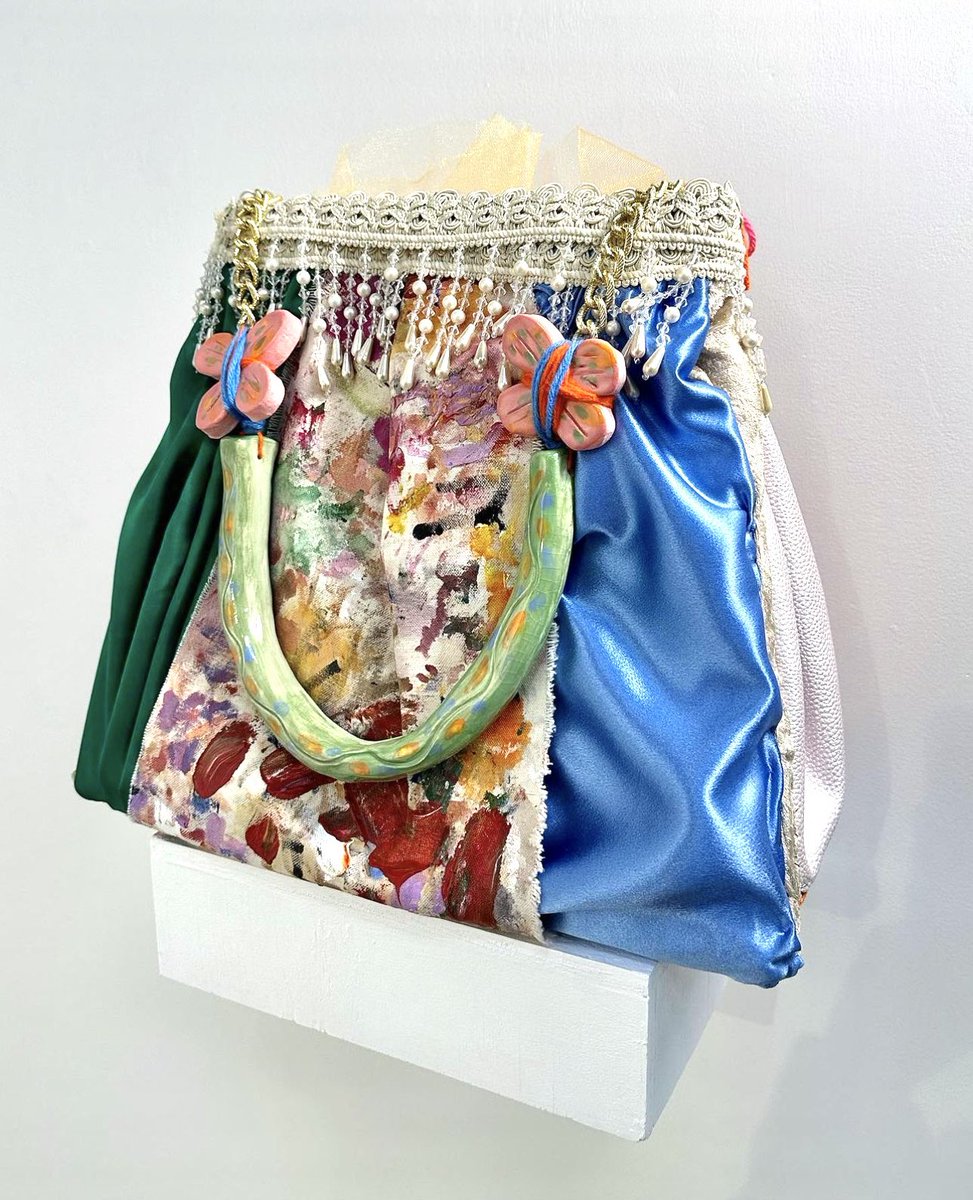 What do you think about this handbag I made? It’s made from cardboard, ceramics, recycled fabrics/materials🥰💕👜♻️ 
#art #handbag #purse #ArtistsOnX #sculpture