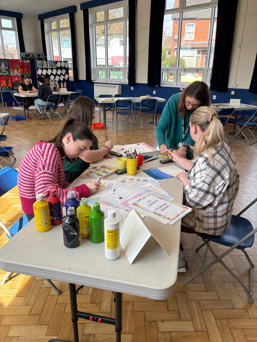 Thank you <a href="/ParkRoadSale/">Park Road Sale Primary School</a> for a fabulous session on Art and Design today. So much valuable, hands on practice shared with our trainees, which they will definitely be applying in their host schools and future careers! Thank you! #wearebrightfutures
