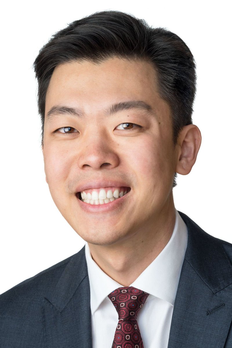🎉 Exciting news! Eric Song, MD, PhD has been selected as the FY26 Chief Resident for Yale Ophthalmology! 👏👁️ His leadership, dedication, and passion for education make him the perfect fit for this role. Congrats, Dr. Song! 🎊 #YaleOphthalmology #ChiefResident