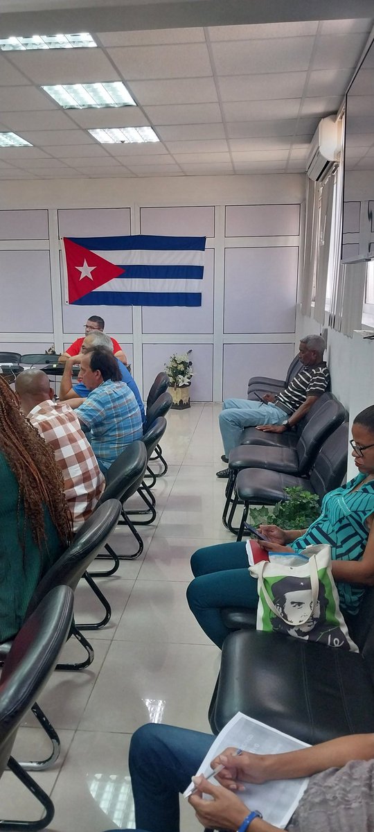 AndrewEMTA's tweet image. Se realiza el Consejo de Dirección correspondiente al mes de Marzo en la #EMTA #GESIME, dirigida por nuestro Director General @jcemta,  donde se analizan puntos vitales para mantener los resultados positivos que caracterizan a nuestra empresa