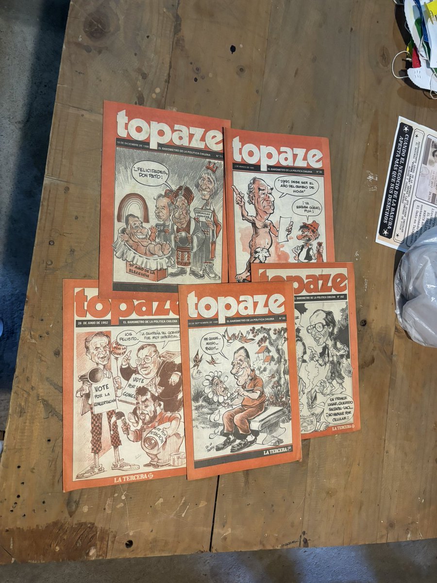 lanorucia's tweet photo. Que recuerdos de niñez jajajaja no entendía nada en ese entonces, eran solo monitos 🥹
Colección completa la que encontramos 
#topaze https://t.co/ElmrEPteDk