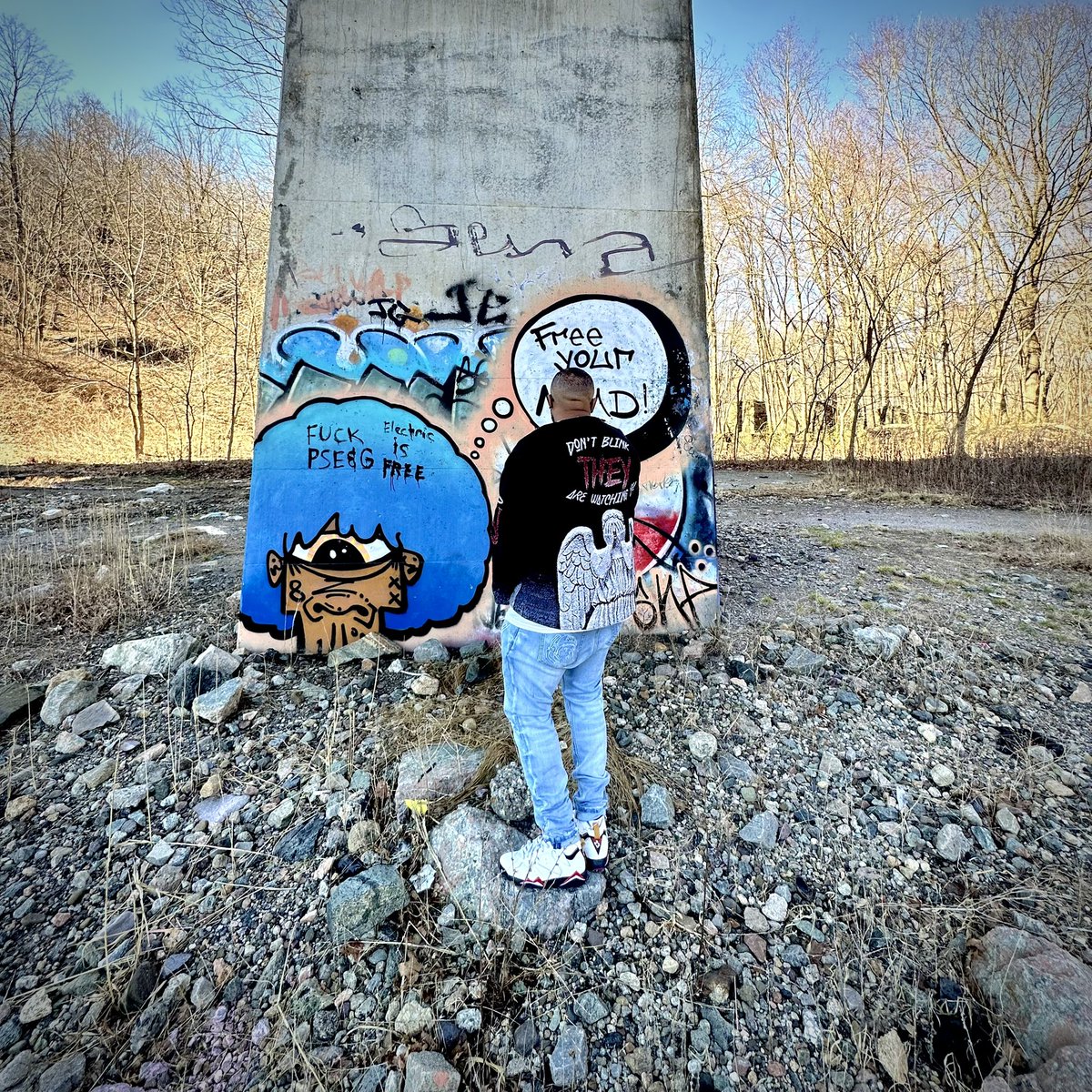 teqx_c's tweet image. Don’t Blink