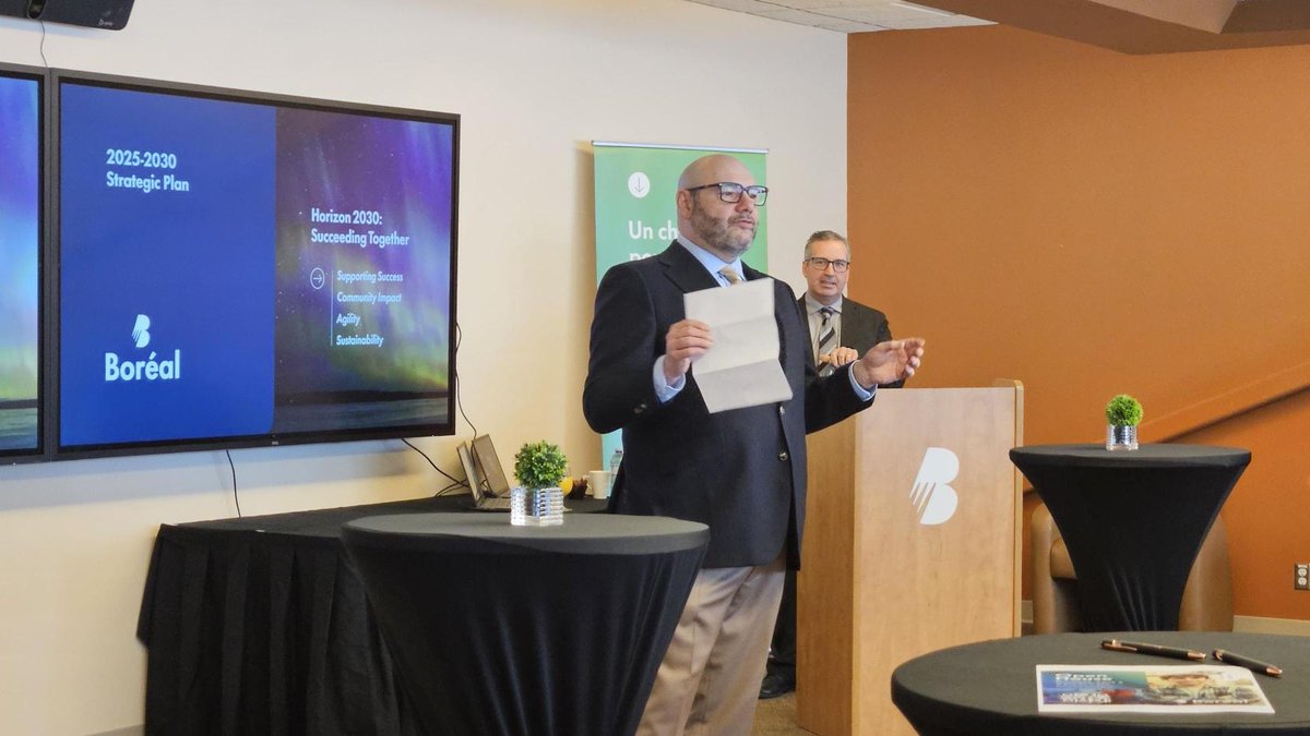 collegeboreal's tweet image. La communauté de #Timmins était au rendez-vous pour la présentation de notre nouveau plan stratégique.
4 axes guideront Boréal pour les 5 prochaines années :
1️⃣ Accompagnement
2️⃣ Impact communautaire
3️⃣ Agilité
4️⃣ Durabilité
#UnChoixQuiChangeTout
#PlanStrat2025Boréal2030
#ONfr