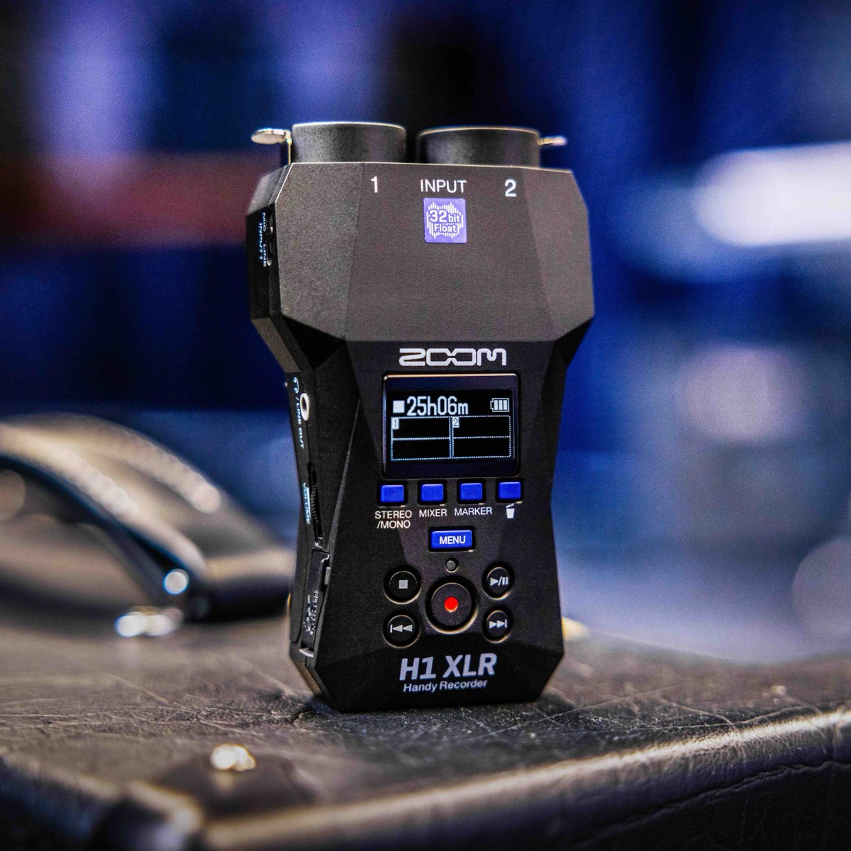 ZoomSoundLab's tweet image. The H1 XLR is built for creators who demand versatility. Record high-quality audio from video, mixers, and beyond—whenever and wherever you need it. 🎤

#zoomsoundlab #audiorecorder #proaudio